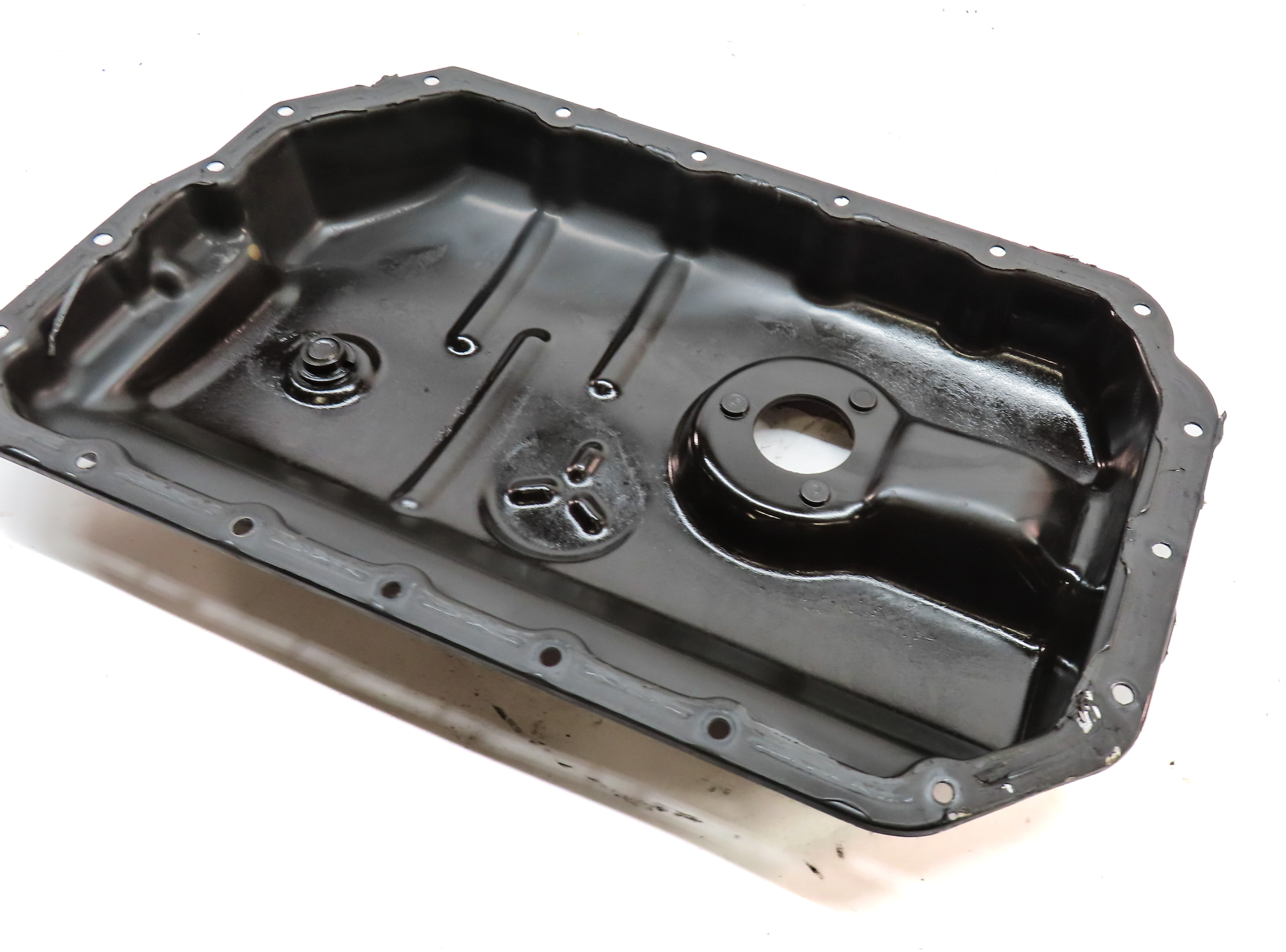 08-17 AUDI A4 S4 A5 S5 A6 A7 A8 Q5 Q7 B8 8K 8T 8R 3.0L 3.2L LOWER ENGINE OIL PAN — exact item pictured
